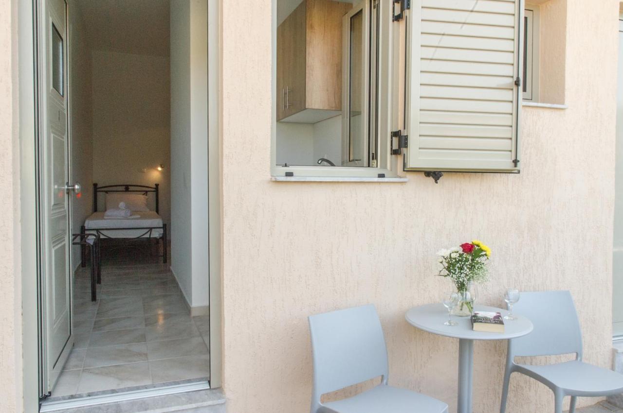 Tasos Rooms Stoupa Ngoại thất bức ảnh