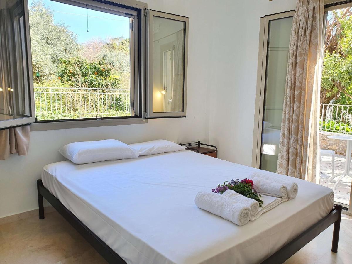 Tasos Rooms Stoupa Ngoại thất bức ảnh